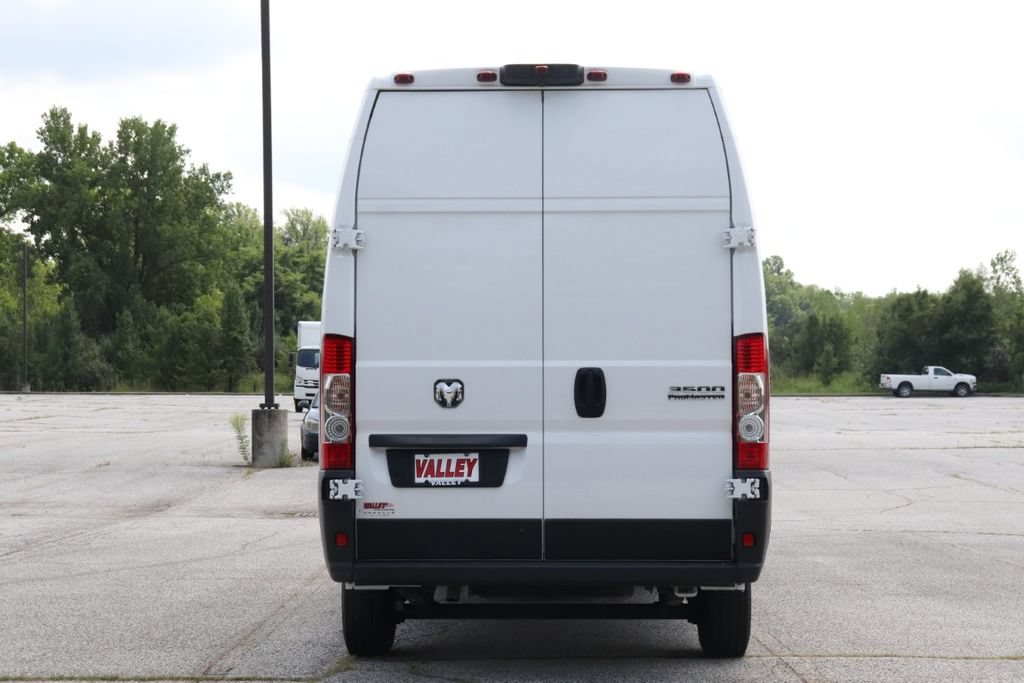 Used 2023 RAM ProMaster 3500 FWD image 8