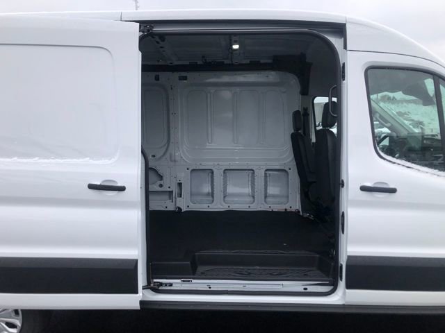 New 2026 Ford Transit 250 148 Medium Roof image 22