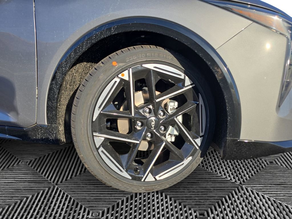 New 2025 Kia K4 GT-Line image 18