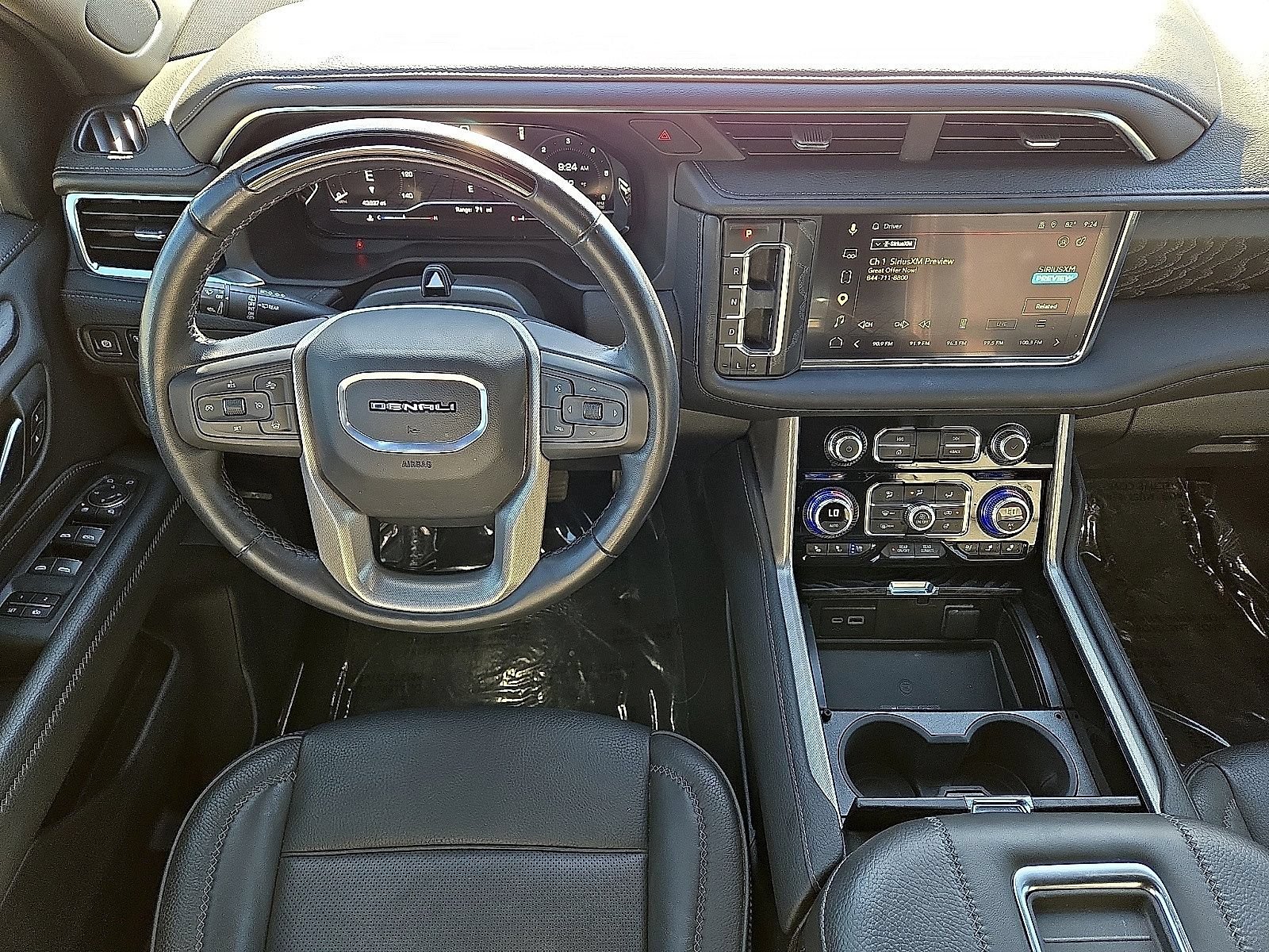 Used 2024 GMC Yukon XL Denali w/ Advanced Technology Package AWD/4WD image 20