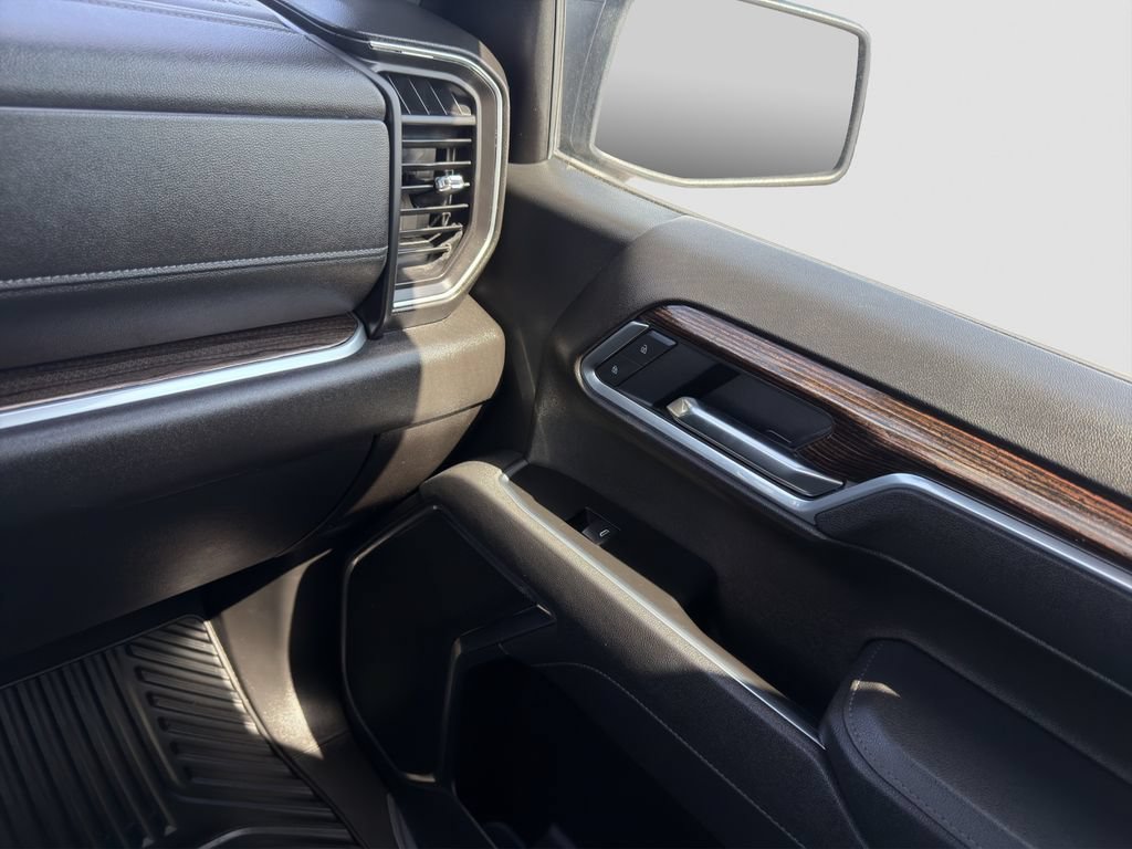 Used 2025 GMC Sierra 1500 Elevation AWD/4WD image 27