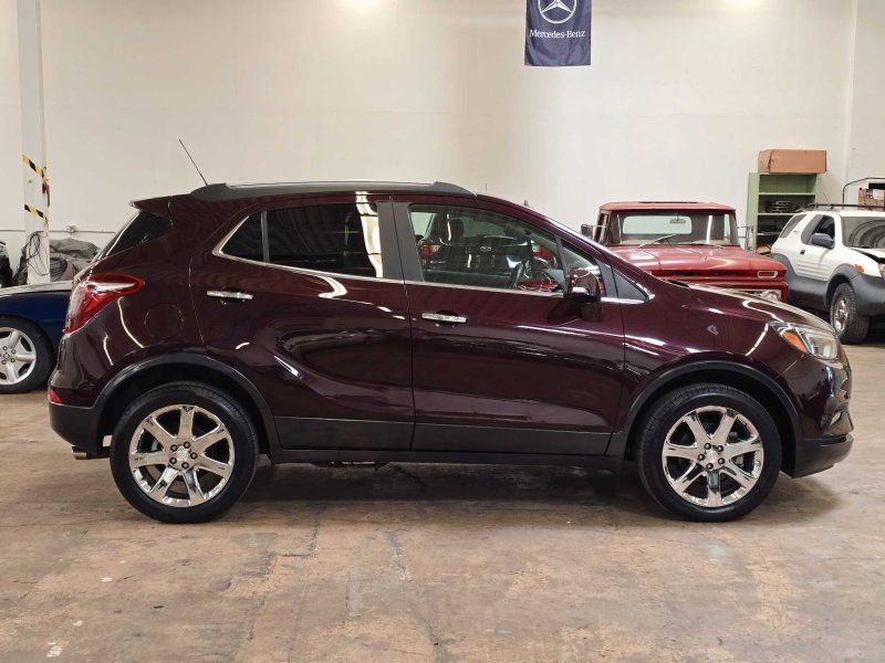 Used 2018 Buick Encore Essence w/ Experience Buick Package AWD/4WD image 3