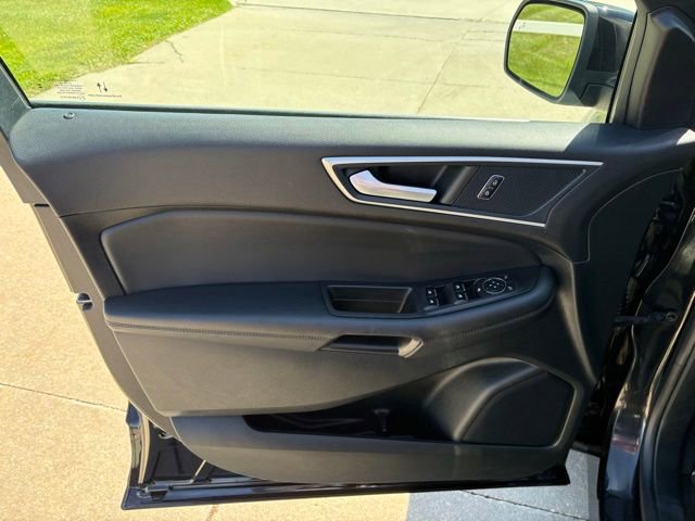 Certified 2024 Ford Edge SEL w/ Convenience Package AWD/4WD image 9