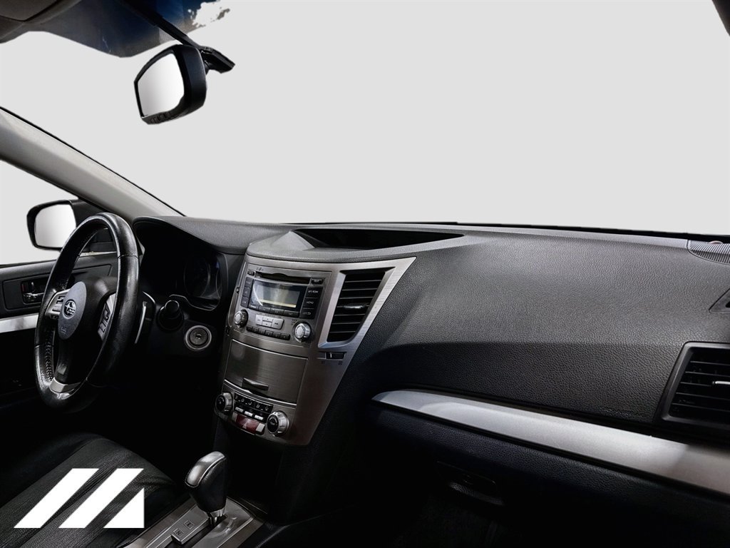 Used 2013 Subaru Outback 2.5i Premium AWD/4WD image 28