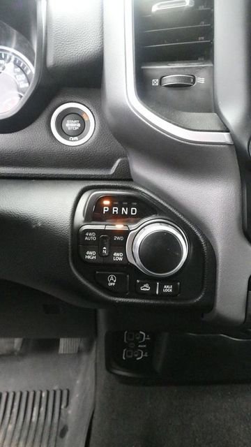 Used 2023 RAM 1500 Big Horn AWD/4WD image 18