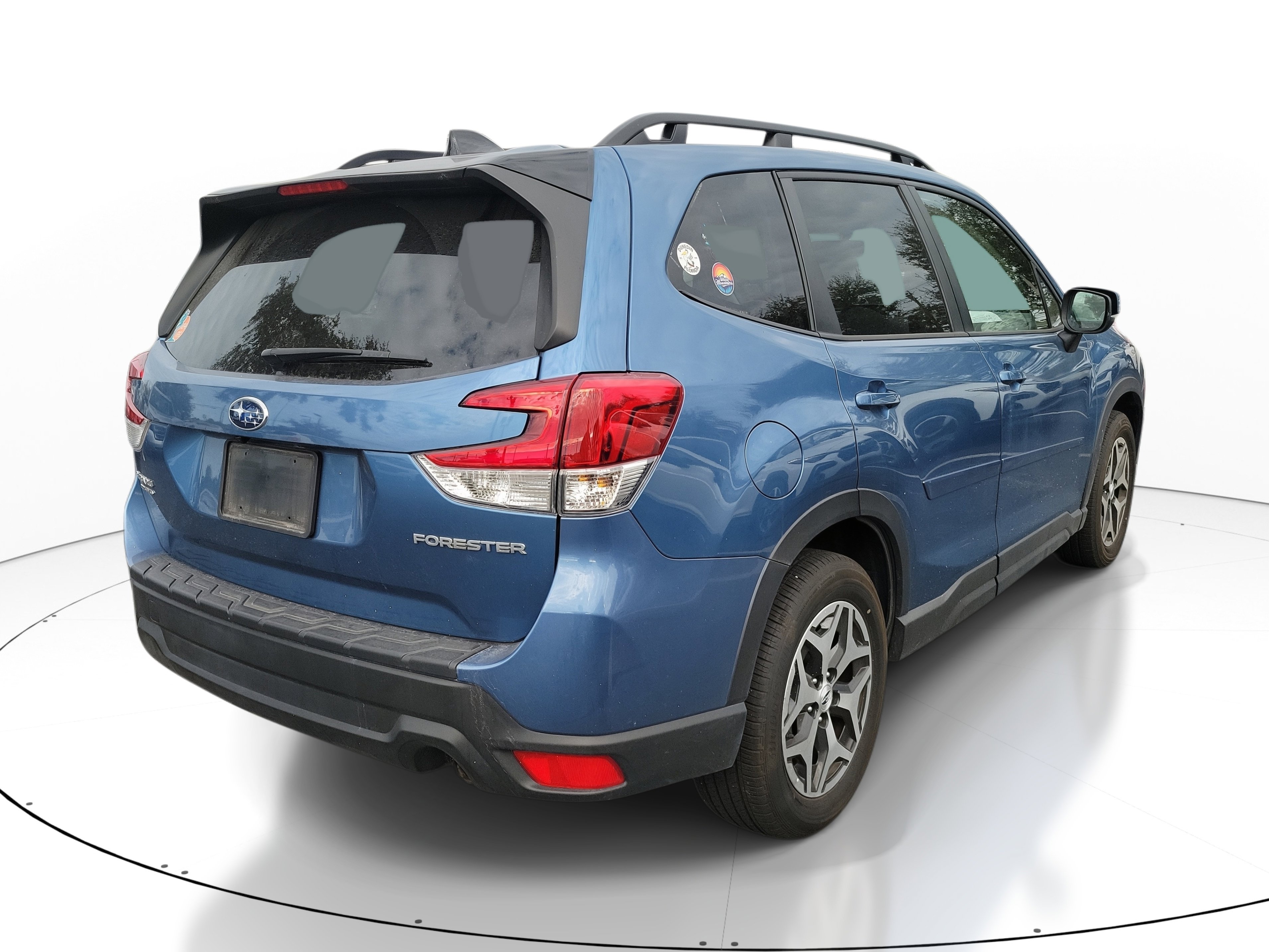 Used 2024 Subaru Forester Premium image 8