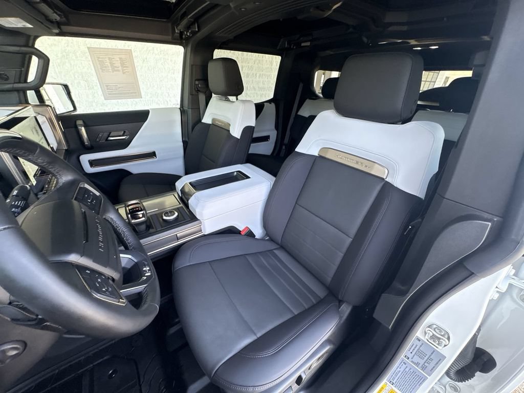 Certified 2025 GMC Hummer EV 3X AWD/4WD image 20