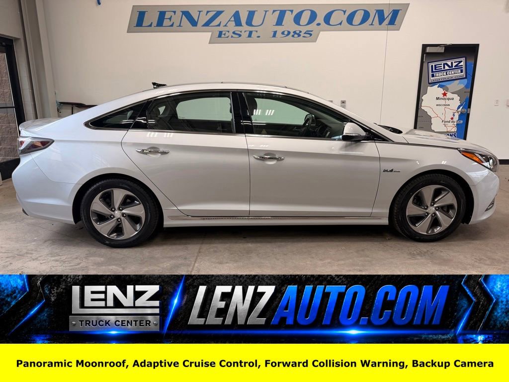 Used 2017 Hyundai Sonata Limited w/ Ultimate Package 02