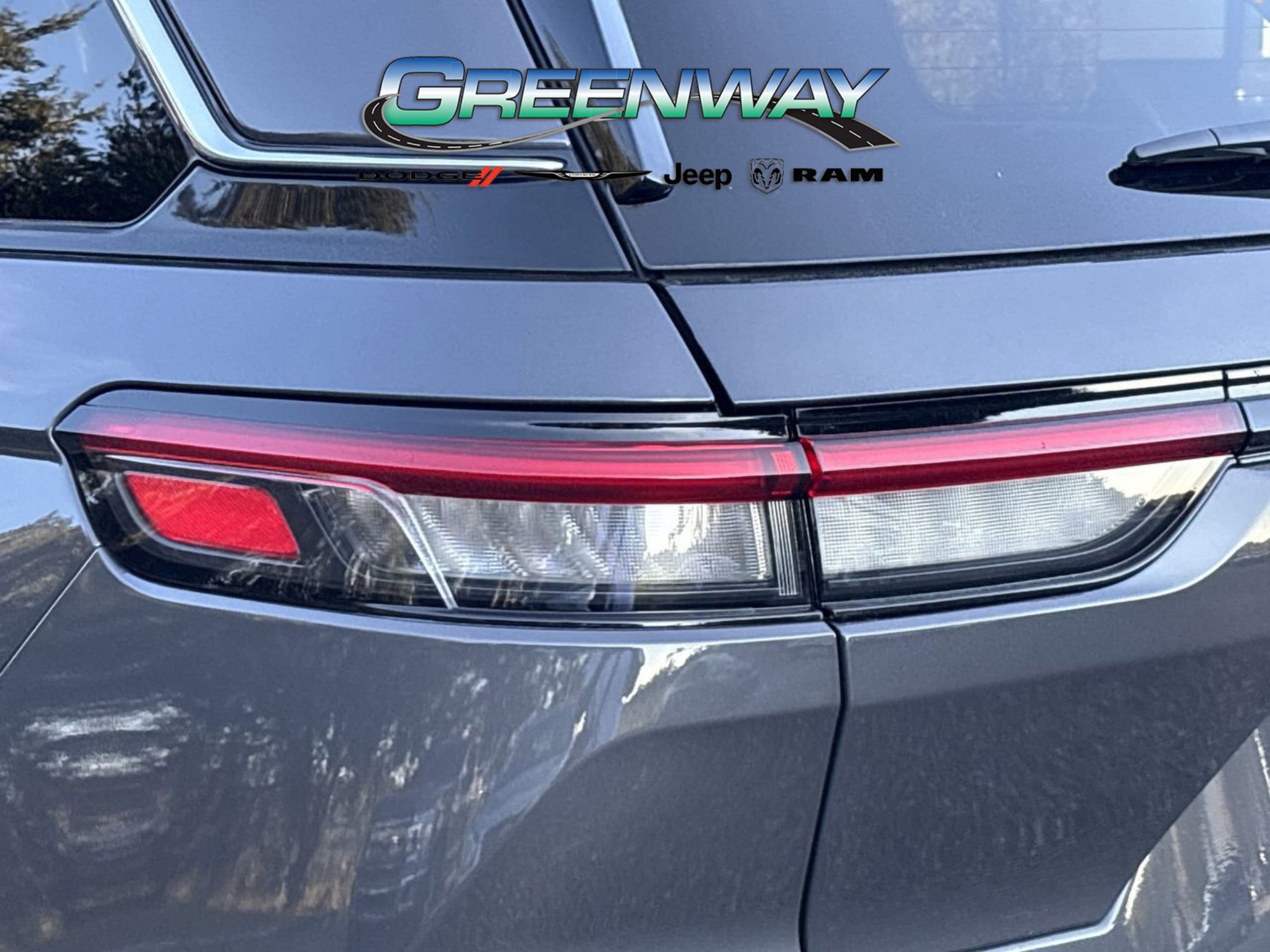 New 2025 Jeep Grand Cherokee Limited image 7