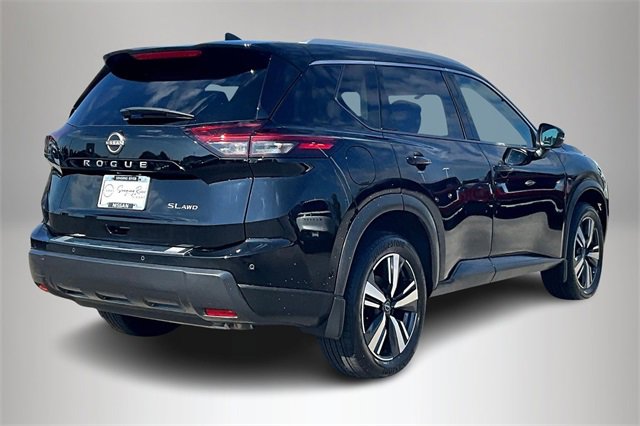 Certified 2024 Nissan Rogue SL w/ SL Premium Package image 5