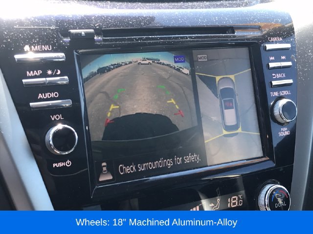 Used 2024 Nissan Murano SV AWD/4WD image 12