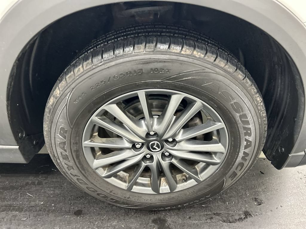 Used 2017 MAZDA CX-5 Touring w/ Preferred Equipment Package AWD/4WD image 8
