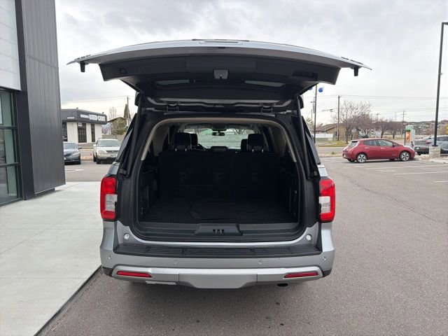 Used 2024 Ford Expedition Max XLT image 8