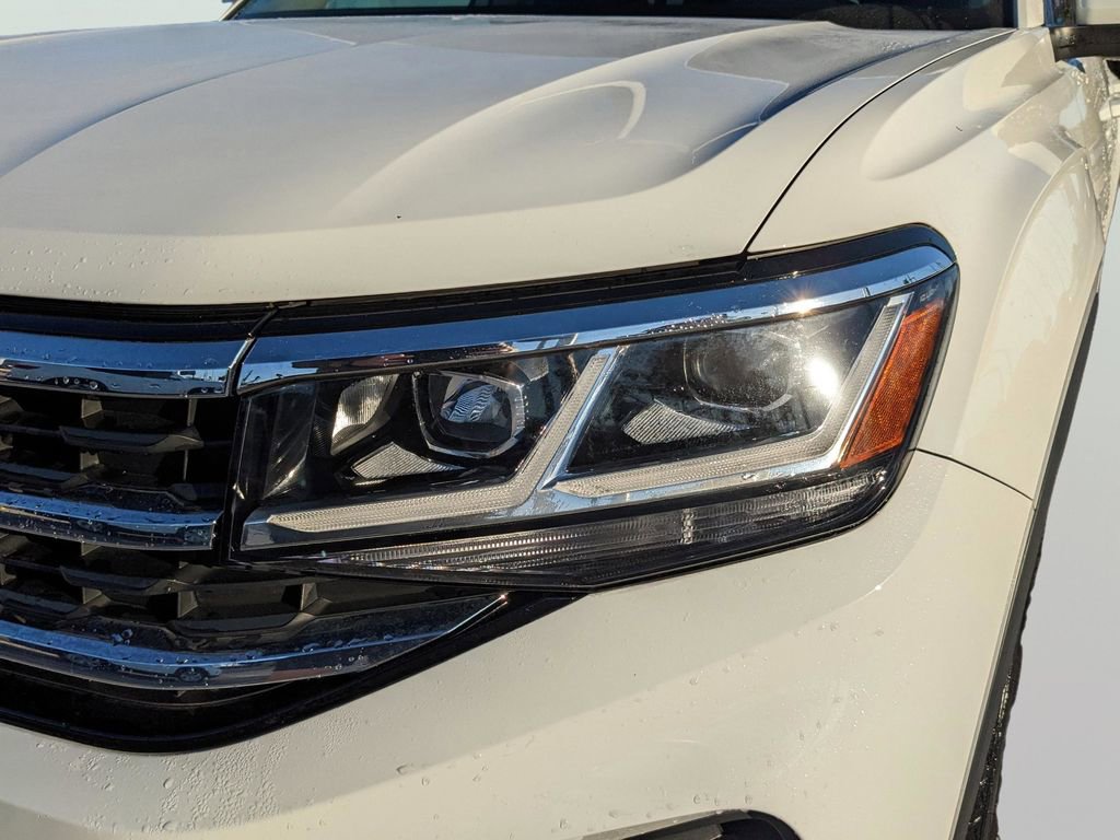 Certified 2022 Volkswagen Atlas SE FWD image 6