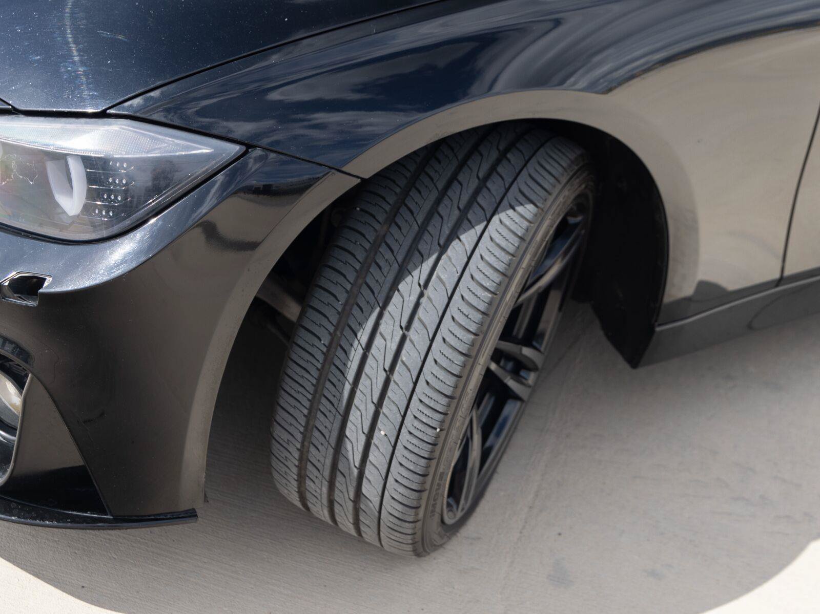 Used 2015 BMW 320i xDrive Sedan AWD/4WD image 5