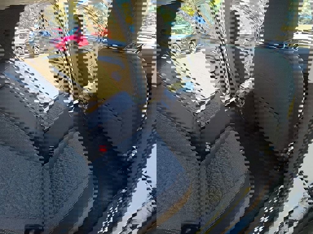 Used 2023 Chevrolet Equinox LT image 26