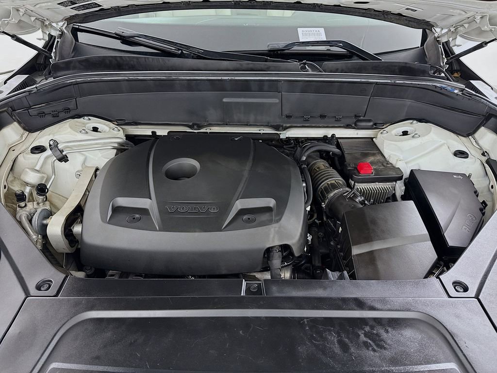 Used 2018 Volvo XC90 T6 Momentum w/ Convenience Package image 30