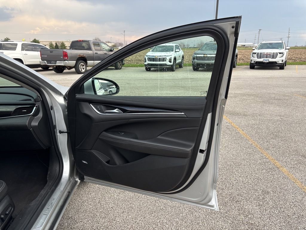 Used 2017 Buick LaCrosse Essence w/ Sights and Sounds Package image 17