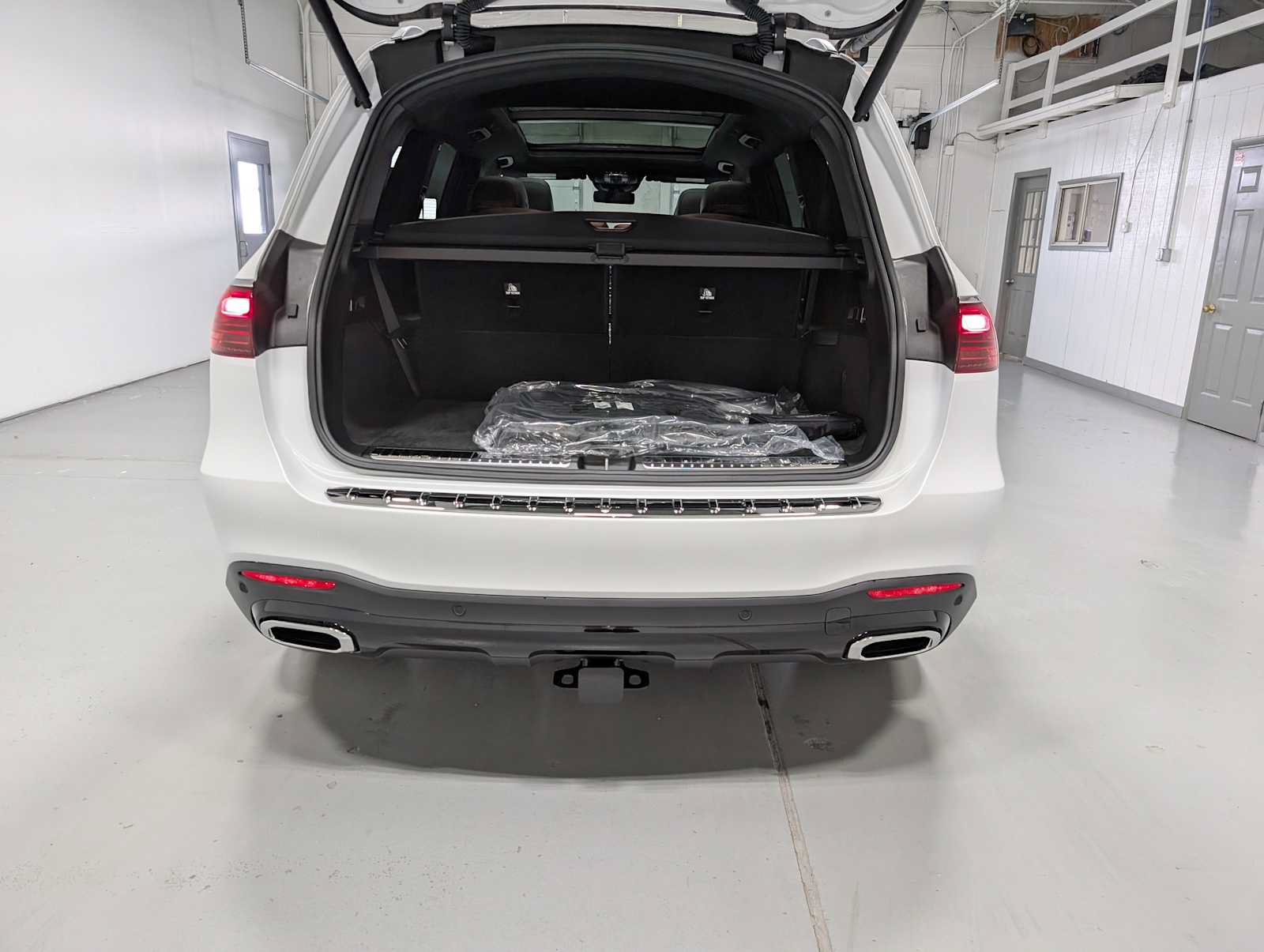 New 2026 Mercedes-Benz GLS 450 4MATIC image 23
