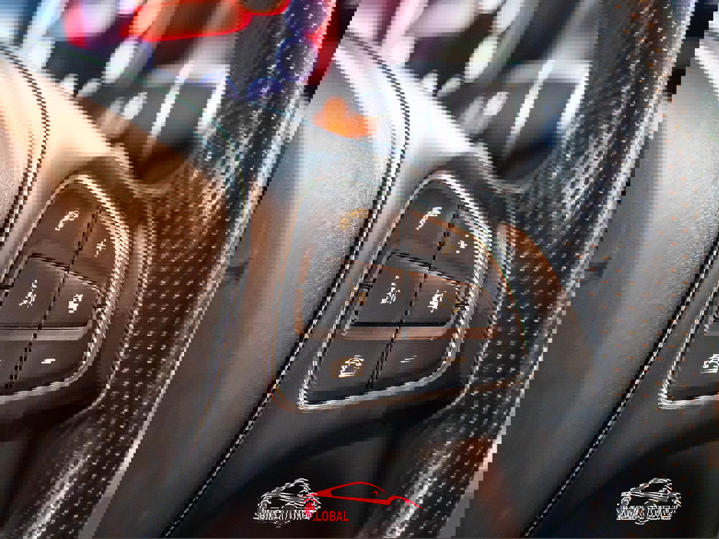 Used 2018 Mercedes-Benz GLC 300 4MATIC w/ Multimedia Package image 25