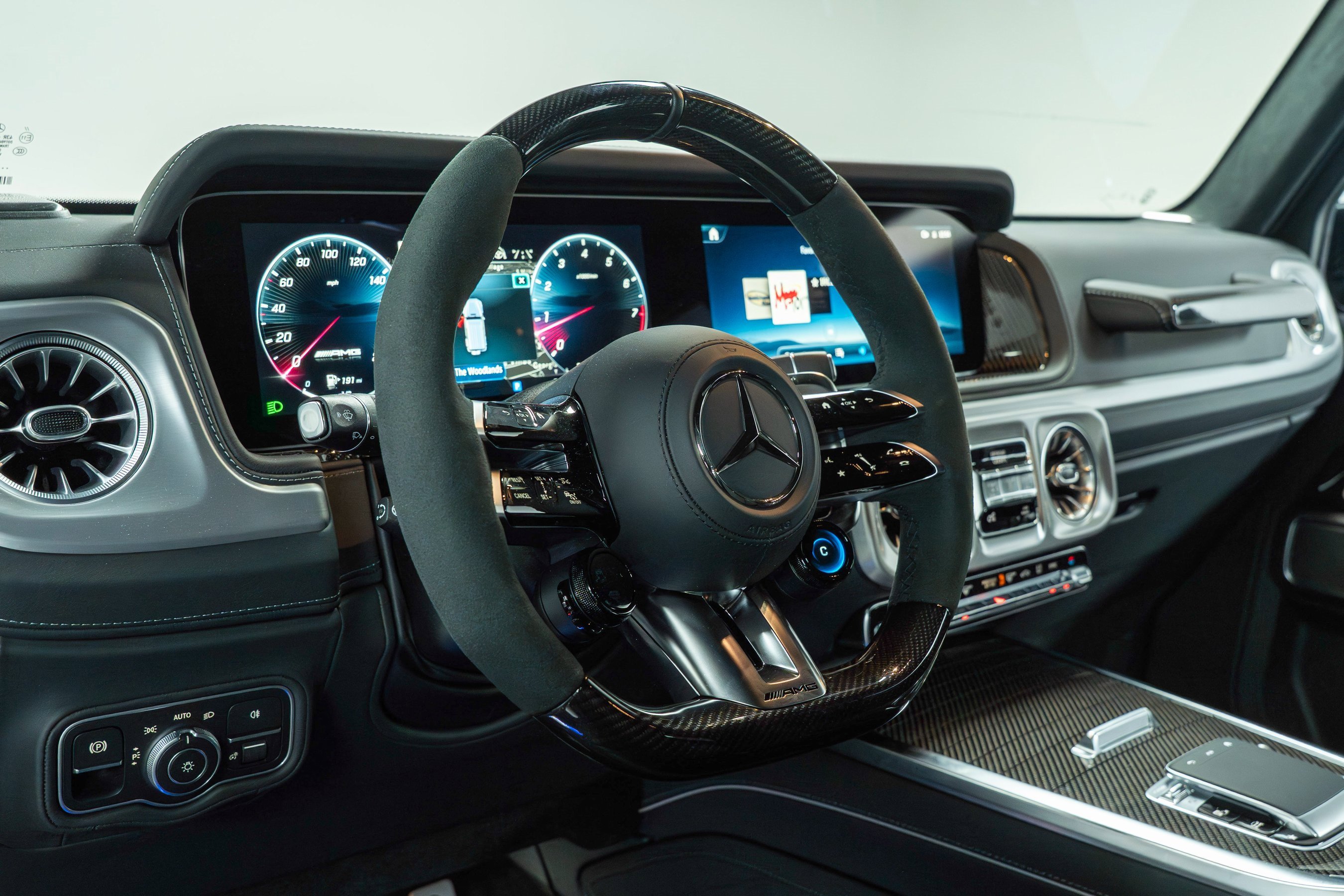 Used 2025 Mercedes-Benz G 63 AMG 4MATIC image 25