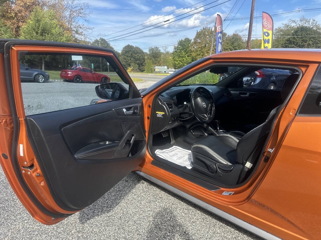 Used 2016 Hyundai Veloster Turbo FWD image 10