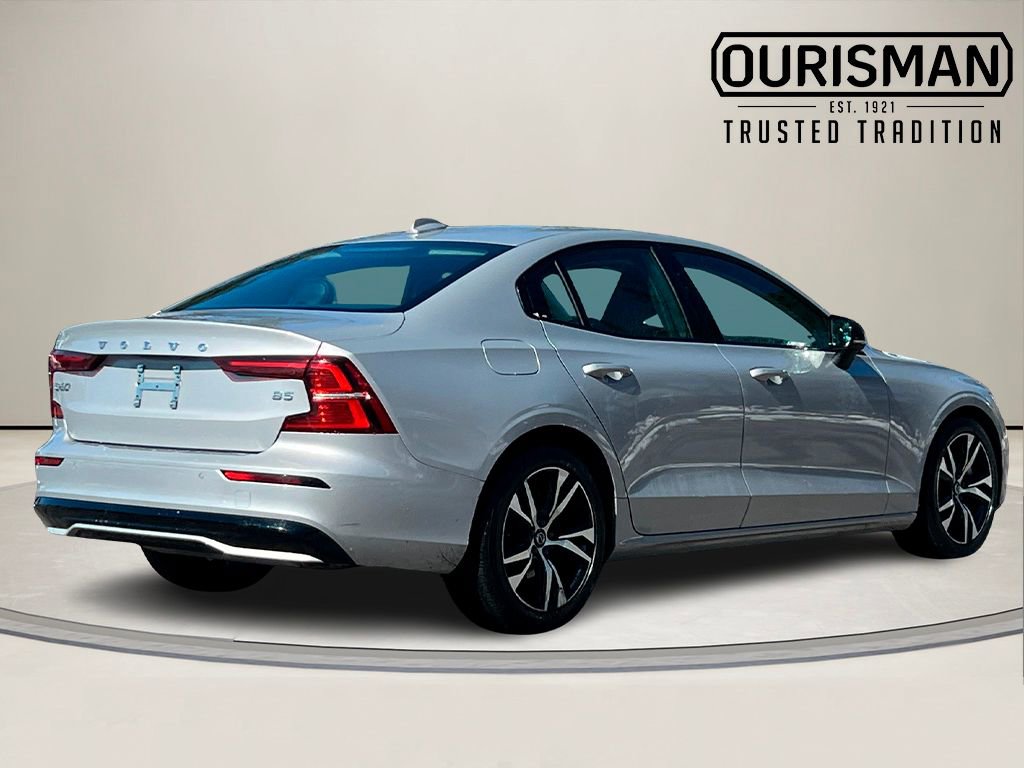 Used 2024 Volvo S60 B5 Core image 5