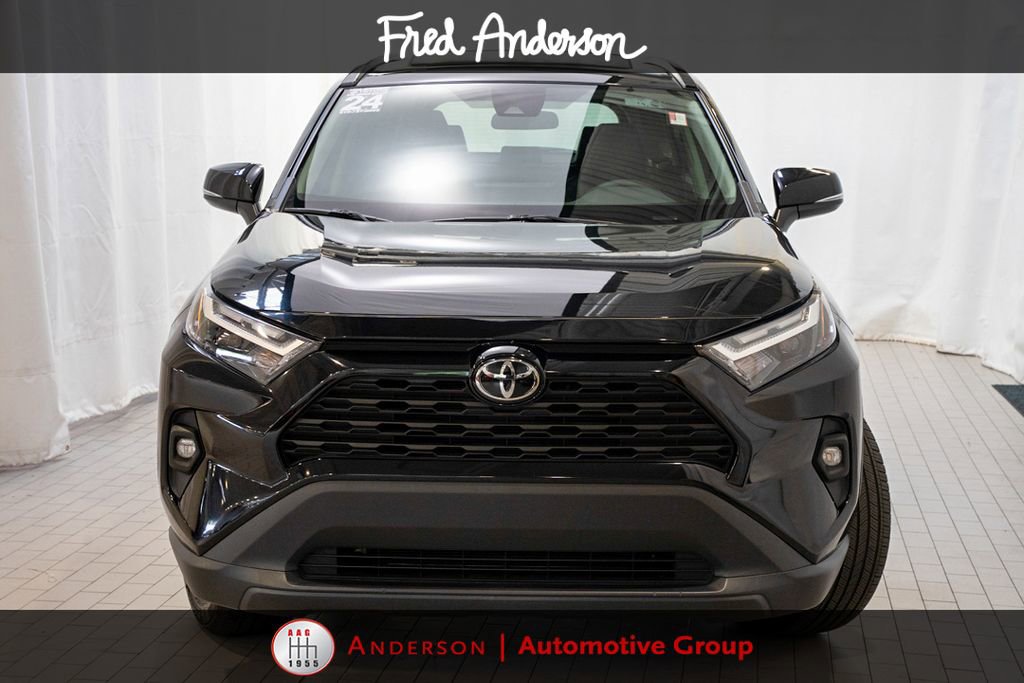 Used 2024 Toyota RAV4 XLE Premium FWD image 2