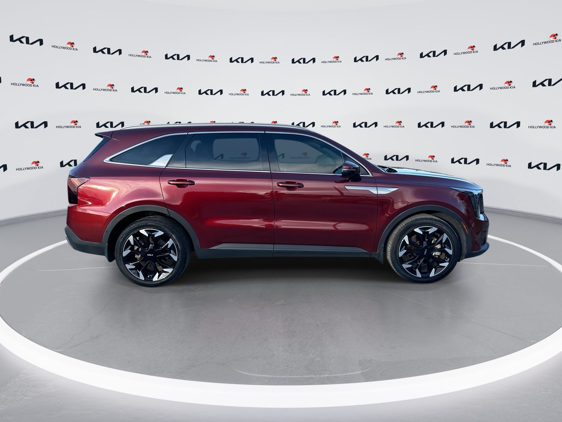 Certified 2024 Kia Sorento SX FWD image 9