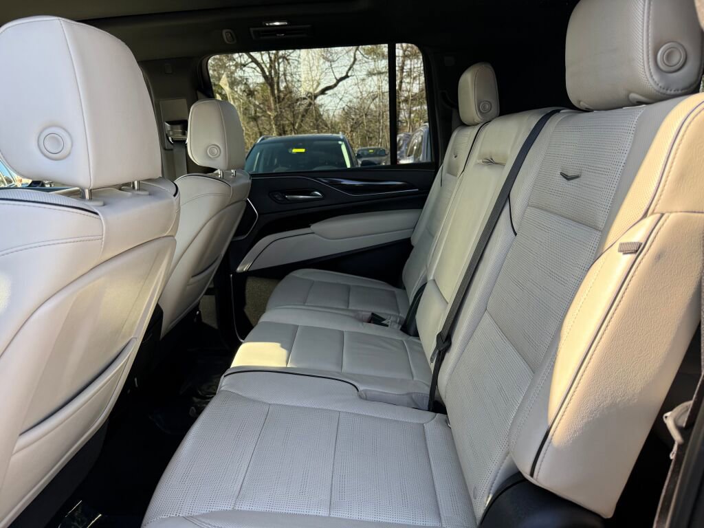 Used 2021 Cadillac Escalade ESV Sport w/ Driver Assist Tech Package image 25