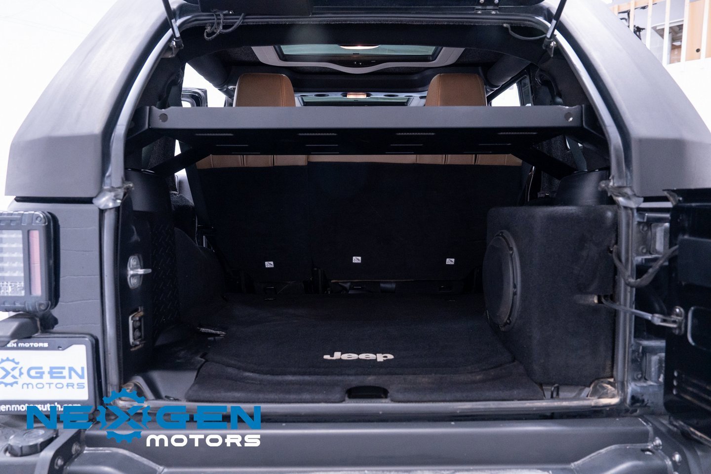 Used 2011 Jeep Wrangler Unlimited Rubicon image 47