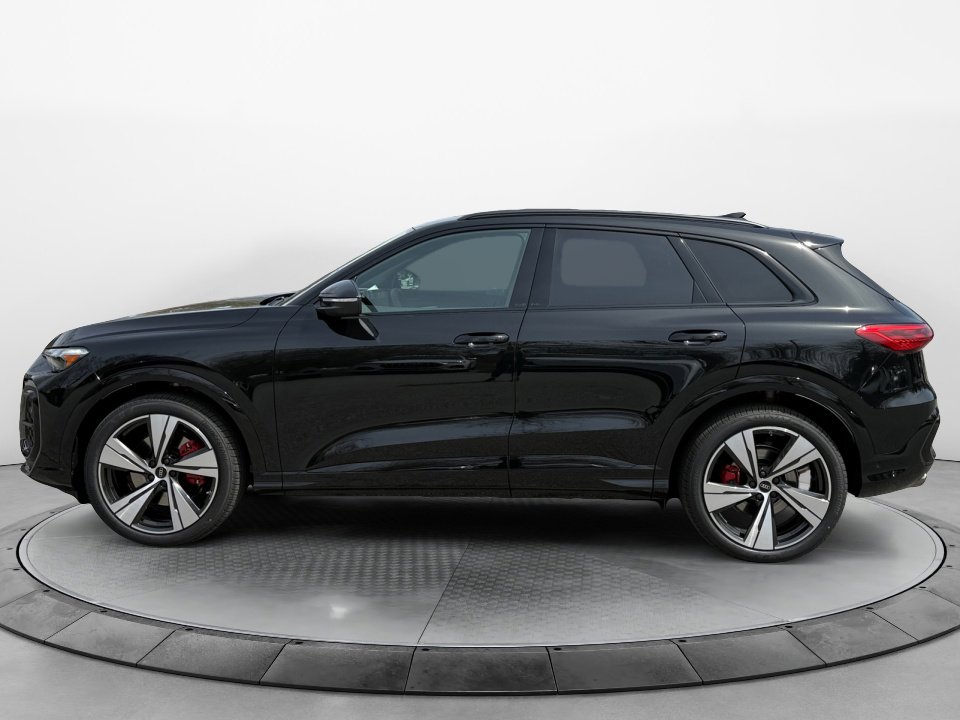 New 2026 Audi SQ5 Premium Plus image 4
