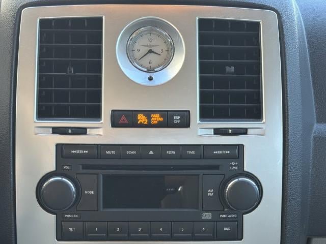Used 2005 Chrysler 300 C RWD image 28