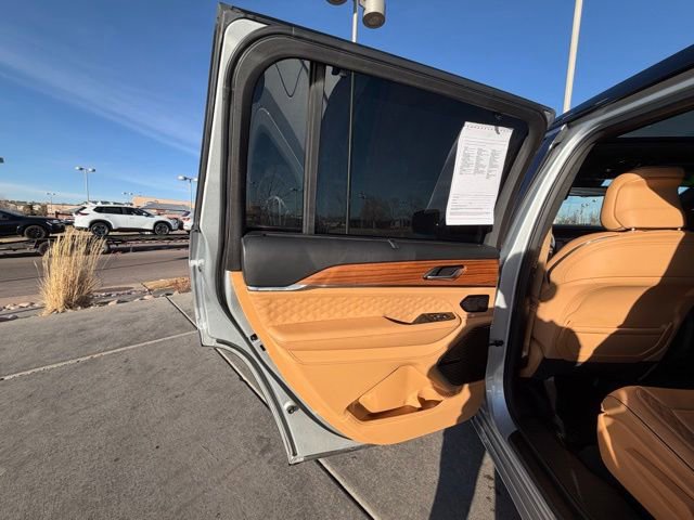 Used 2023 Jeep Grand Cherokee L Summit image 25