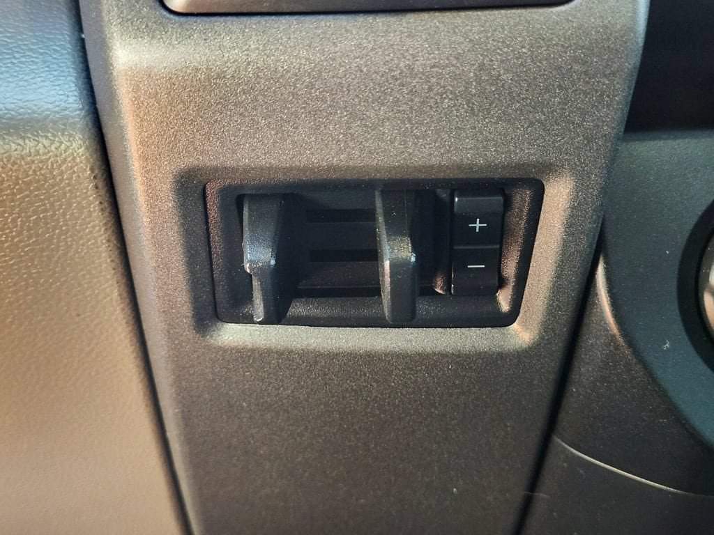 Used 2021 Ford F550 4x4 Regular Cab Super Duty image 18