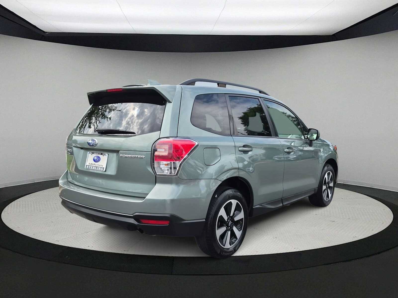 Used 2018 Subaru Forester 2.5i Premium w/ All-Weather Package AWD/4WD image 8