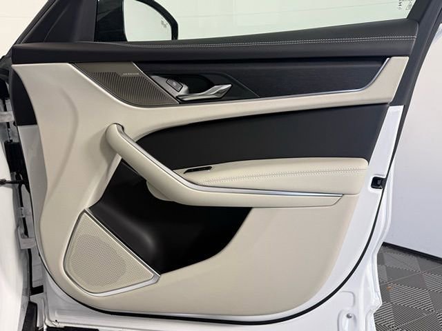 New 2026 Jaguar F-PACE R-Dynamic S AWD/4WD image 17