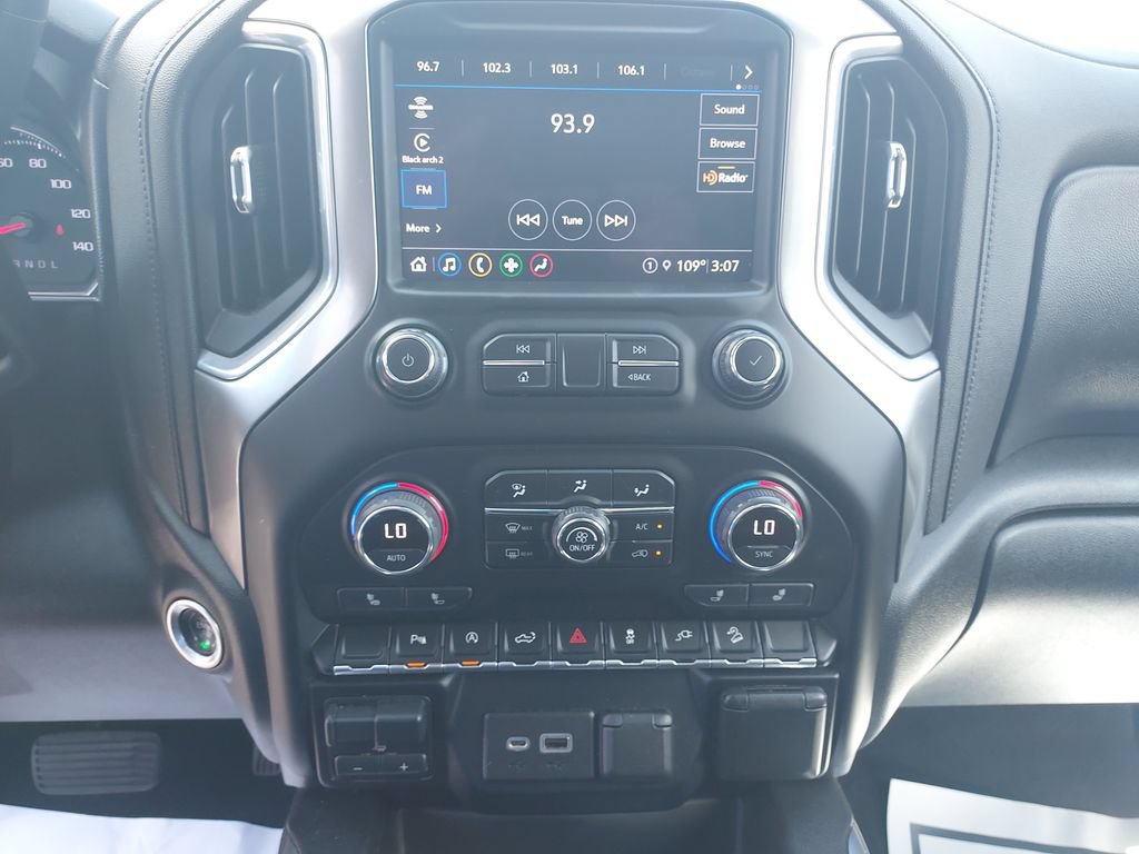 Used 2021 Chevrolet Silverado 1500 LT Trail Boss w/ Convenience Package II AWD/4WD image 44