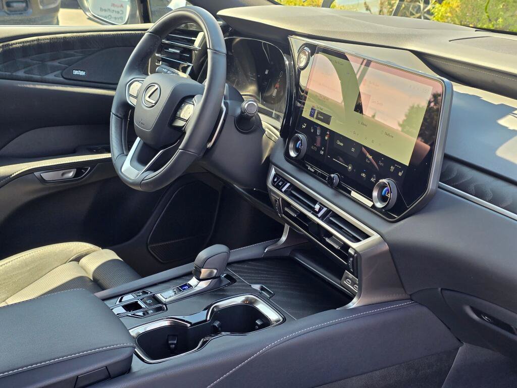 Used 2026 Lexus RX 350 w/ Convenience Package AWD/4WD image 31