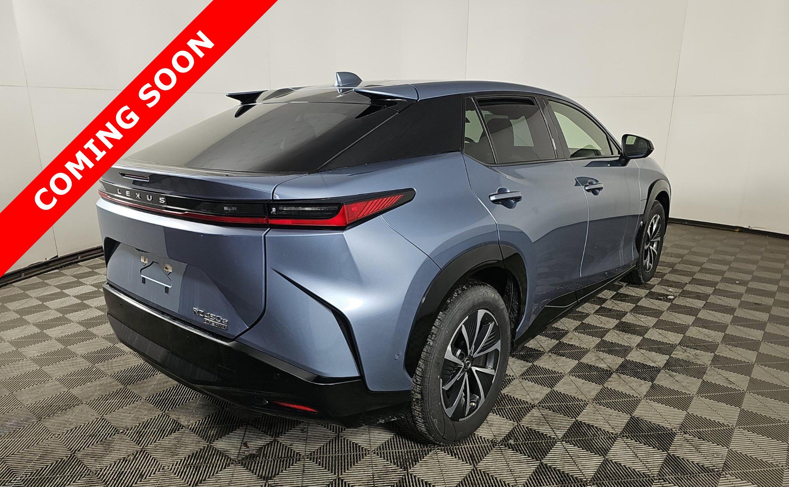 Used 2023 Lexus RZ 450e Premium image 4