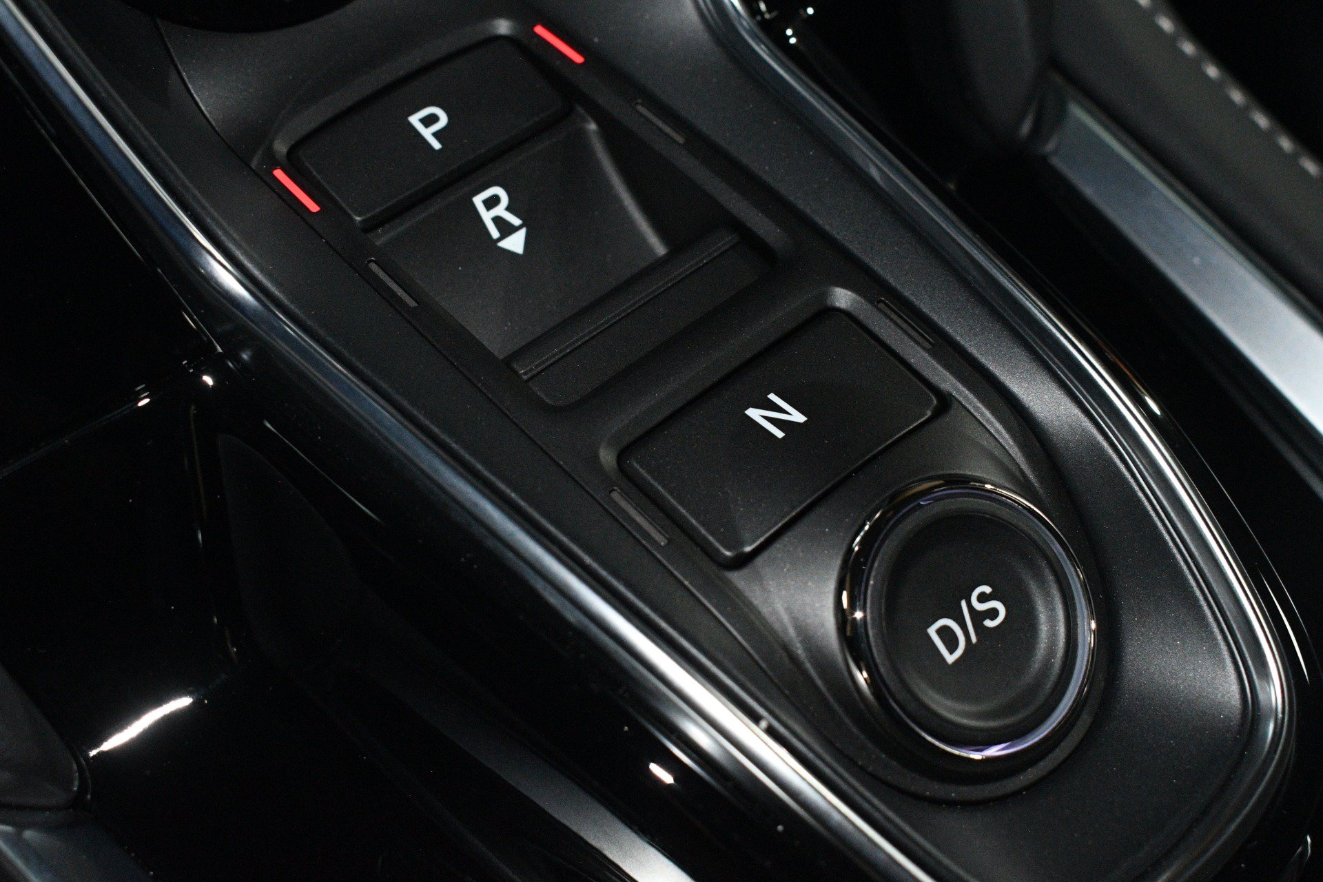 Used 2025 Acura RDX SH-AWD image 38