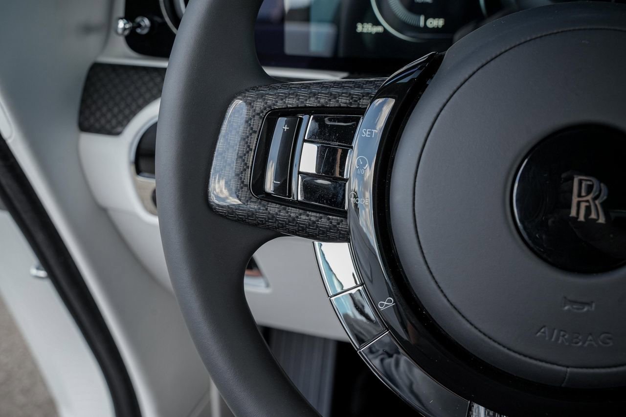 New 2025 Rolls-Royce Spectre Black Badge AWD/4WD image 28