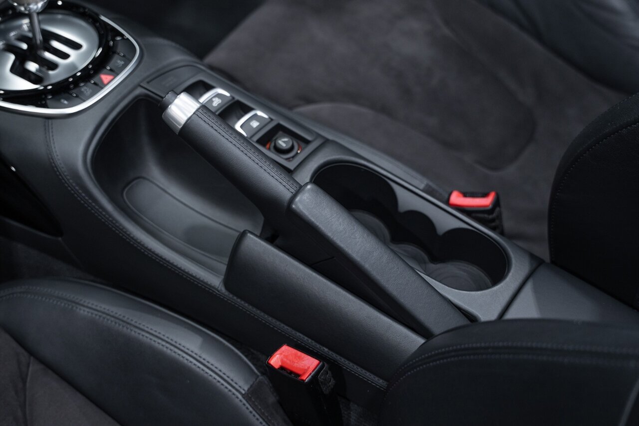 Used 2014 Audi R8 V8 AWD/4WD image 50