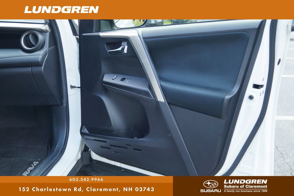 Used 2015 Toyota RAV4 XLE AWD/4WD image 8