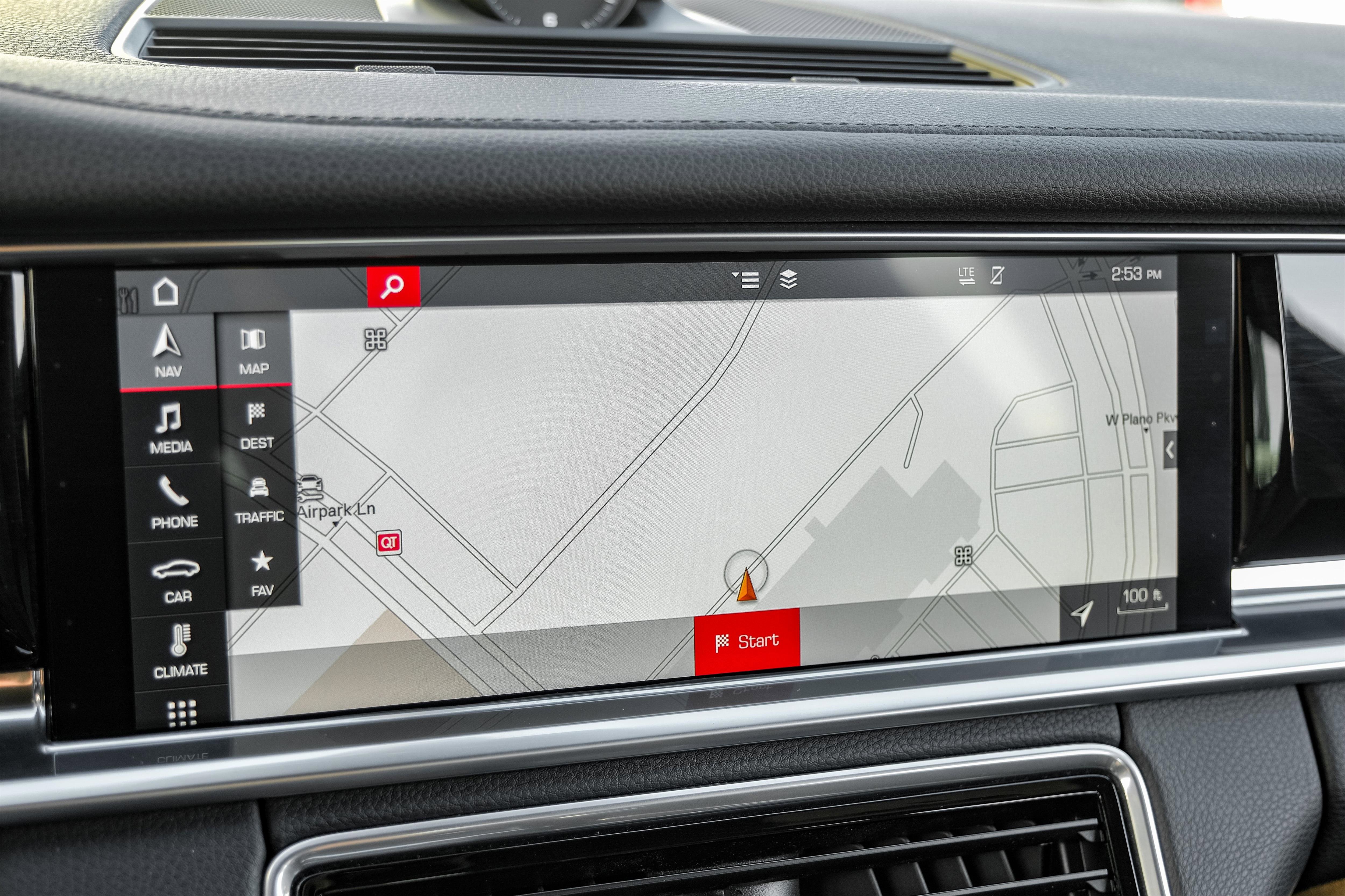 Used 2018 Porsche Panamera image 19