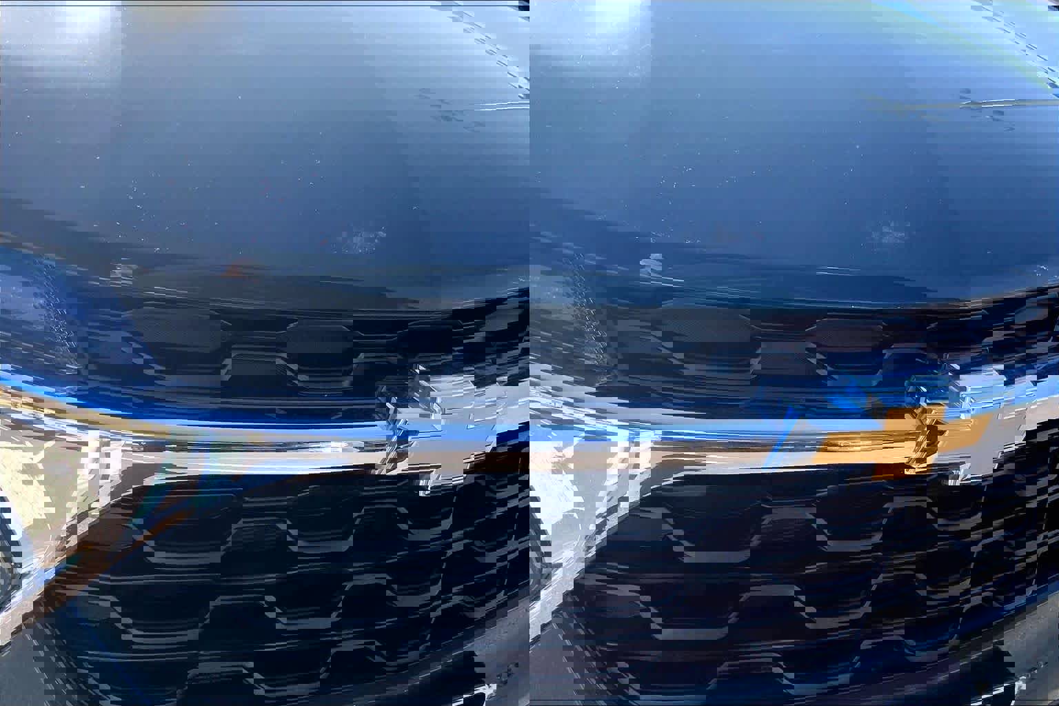 Certified 2025 Chevrolet Trax LT w/ Driver Confidence Package image 30