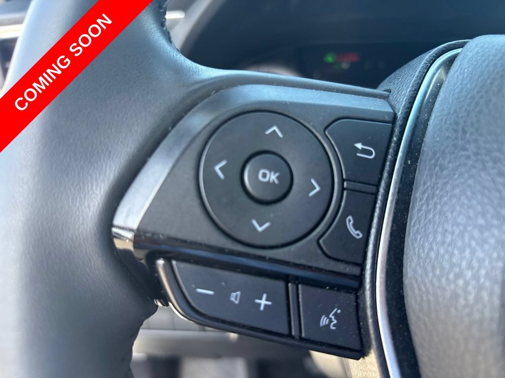 Used 2024 Toyota Venza XLE AWD/4WD image 19