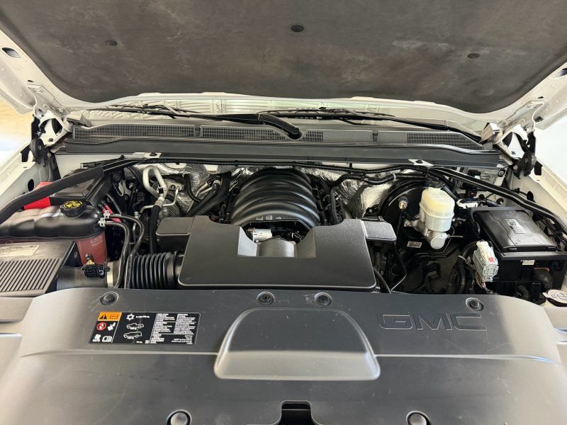 Used 2016 GMC Yukon Denali w/ Open Road Package RWD image 39