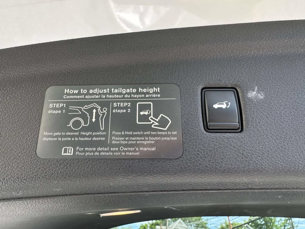 Used 2021 INFINITI QX50 Luxe FWD image 12