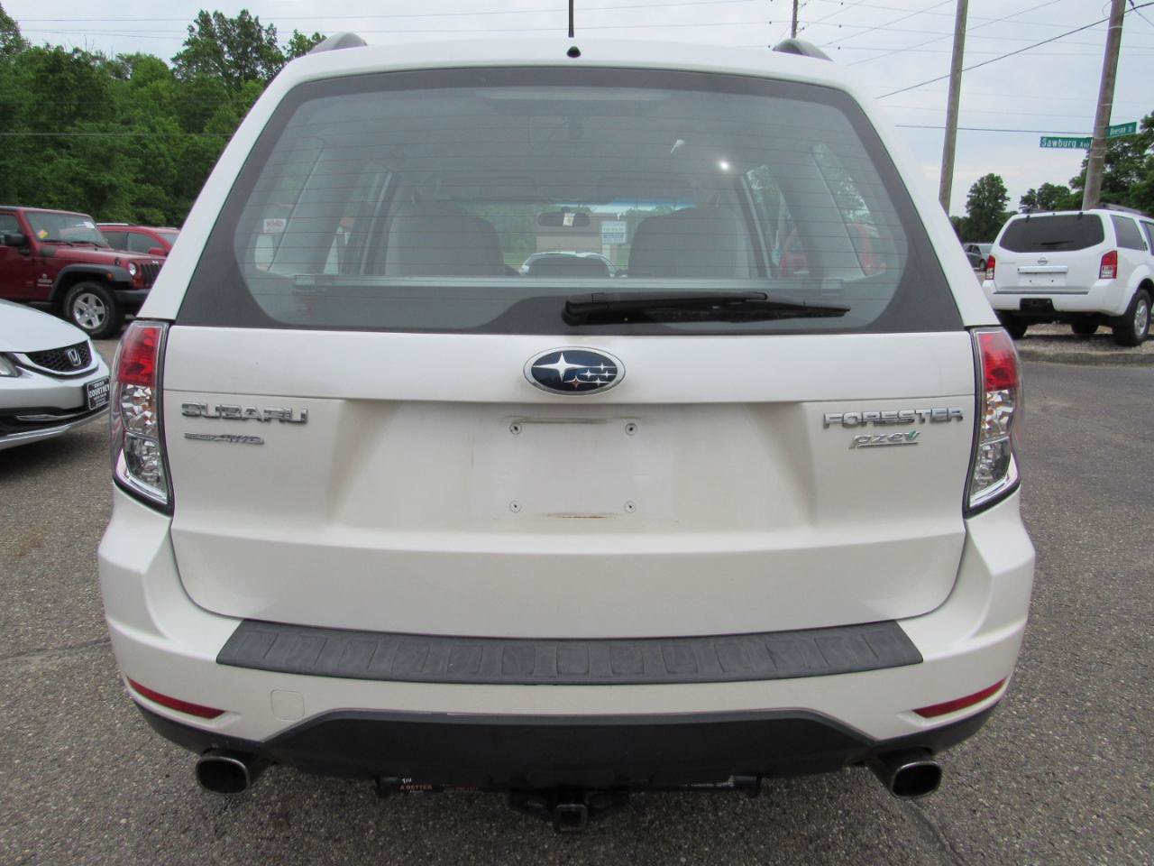 Used 2013 Subaru Forester 2.5X w/ Alloy Wheel Pkg AWD/4WD image 5